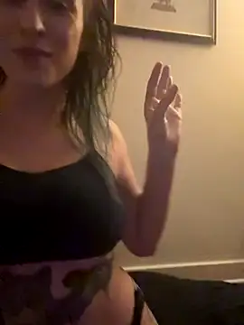 SinfulLillyxx online show from 01-08-26, 07:47