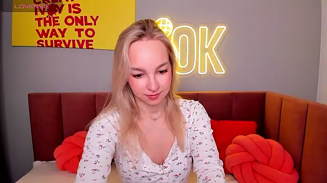 DaisyMellifluous online show from 01-15-26, 01:31