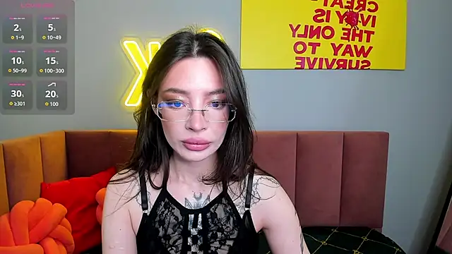 Snapshot of IvyDainty chatting on 05-29-26, 01:22 IvyDainty online show from 05-29-26, 01:22