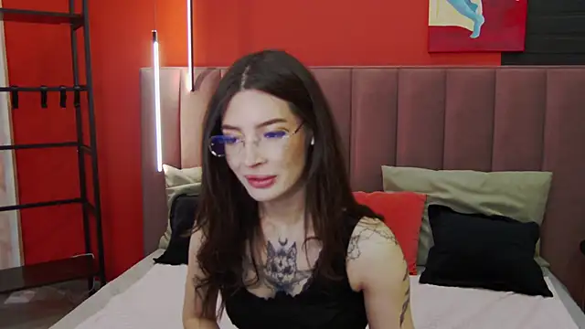 Snapshot of IvyDainty chatting on 05-10-26, 01:31 IvyDainty online show from 05-10-26, 01:31