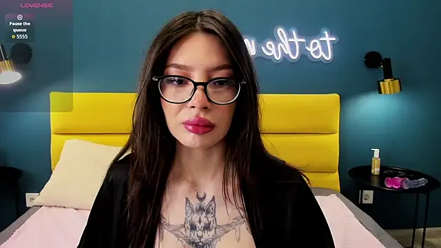 IvyDainty online show from 04-11-26, 01:24