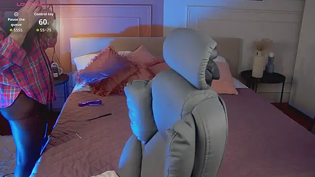  SilkyShadow  online show from 03-11-26, 01:10