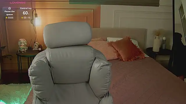  SilkyShadow  online show from 03-20-26, 01:06