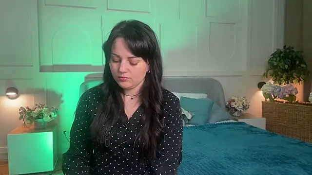  SilkyShadow  online show from 04-07-26, 01:07