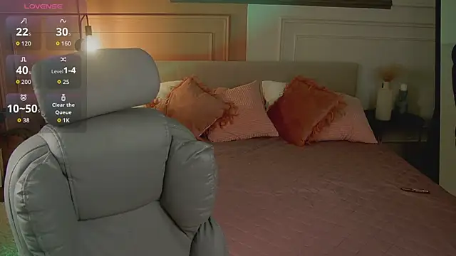  SilkyShadow  online show from 03-19-26, 01:05