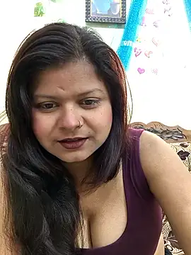 Attractive Queen  online show from 01-10-26, 04:30