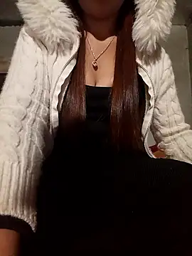 hoahong2 online show from 01-13-26, 03:38