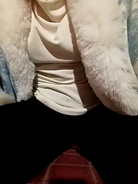 hoahong2 online show from 01-11-26, 03:57