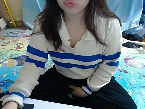 Snapshot of -Mimiu- chatting on 01-10-26, 05:47 -Mimiu- online show from 01-10-26, 05:47