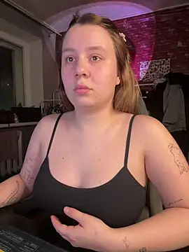 AnnaSeint online show from 02-11-26, 05:35