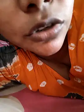 Desi Nil pori online show from 04-24-26, 05:31