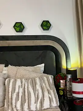 Snapshot of LucyBridgette chatting on 03-25-26, 05:40 LucyBridgette online show from 03-25-26, 05:40