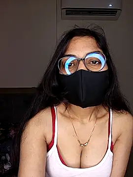 Snapshot of sexygirl889 chatting on 05-06-26, 04:38 sexygirl889 online show from 05-06-26, 04:38
