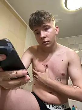 Snapshot of marcus_euphoria_ chatting on 02-07-26, 05:43 marcus euphoria online show from 02-07-26, 05:43