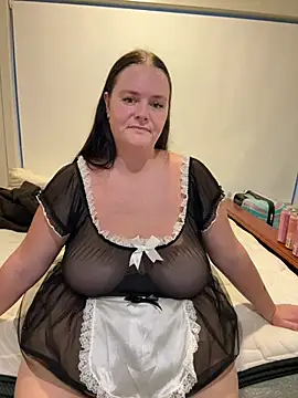 carinabro10 online show from 02-05-26, 08:43