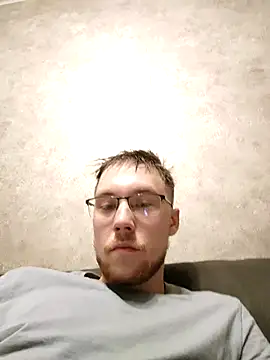 Snapshot of Dildogang chatting on 01-08-26, 10:54 Dildogang online show from 01-08-26, 10:54