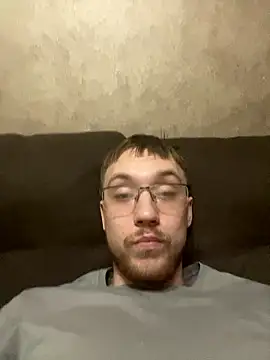 Snapshot of Dildogang chatting on 01-09-26, 11:39 Dildogang online show from 01-09-26, 11:39