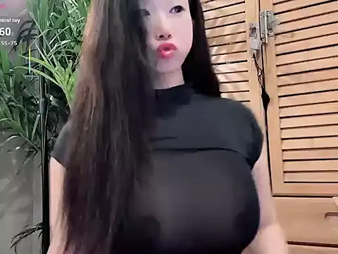 Snapshot of neinei_bao chatting on 01-14-26, 03:48 neinei bao online show from 01-14-26, 03:48