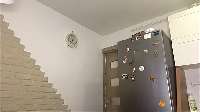 ElsieKuhlmann online show from 03-05-26, 05:04