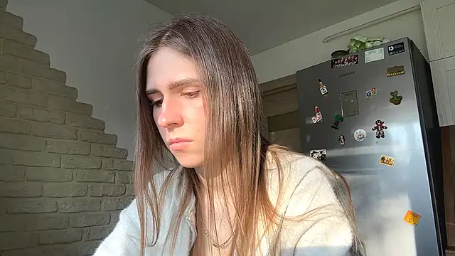 ElsieKuhlmann online show from 04-16-26, 03:35