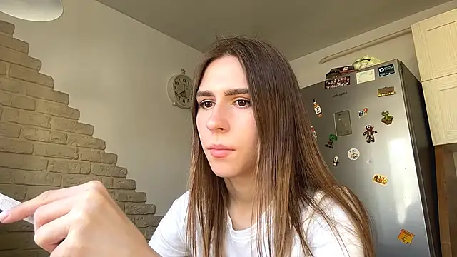 ElsieKuhlmann online show from 03-24-26, 08:58