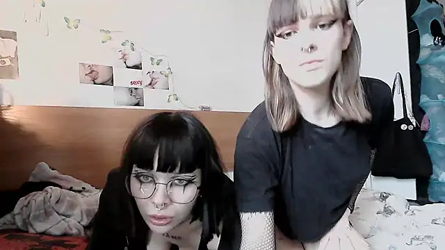 kicianiunia online show from 04-12-26, 04:21