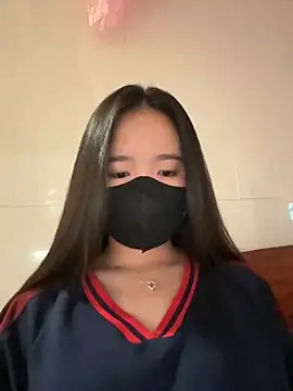 Gwen879 online show from 03-23-26, 12:22