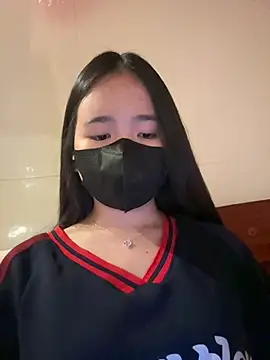 Gwen879 online show from 03-11-26, 10:31