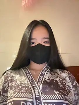 Gwen879 online show from 03-19-26, 09:37