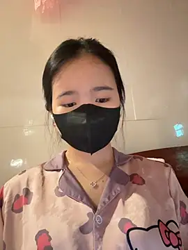 Gwen879 online show from 03-30-26, 01:07