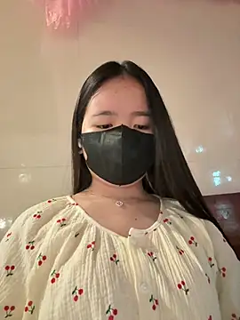 Gwen879 online show from 02-05-26, 01:34