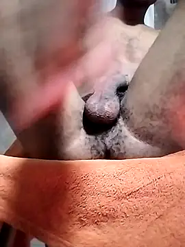 Snapshot of Sirctions chatting on 02-15-26, 06:29 Sirctions online show from 02-15-26, 06:29