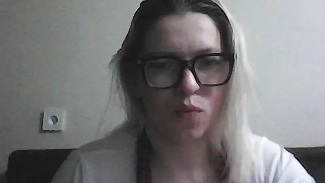 Snapshot of Dolce_Tempt chatting on 01-12-26, 08:15 Dolce Tempt online show from 01-12-26, 08:15