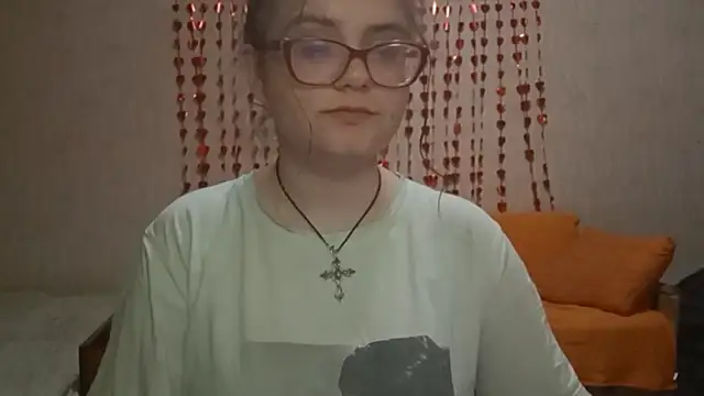 Miyabeee online show from 06-10-26, 07:04