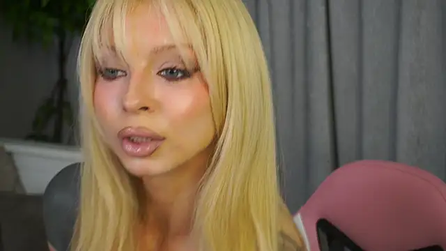 LanaReals online show from 03-22-26, 06:48