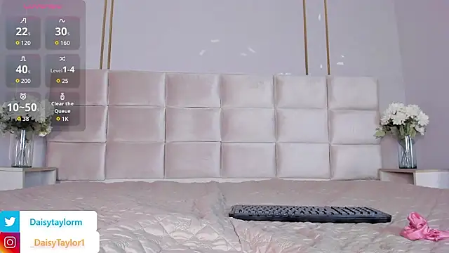 DaisyTaylor   online show from 02-19-26, 12:46
