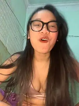 Leeeiu online show from 01-11-26, 10:11