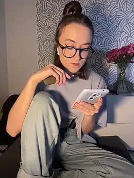 Persephone Kore online show from 02-06-26, 02:13