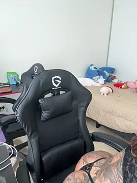 maferalvarexxx online show from 03-28-26, 03:13