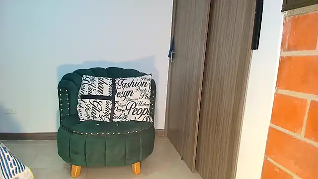 thalianapraadaa  online show from 02-26-26, 12:10