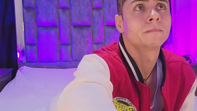 LeoMonnroe online show from 02-02-26, 07:24