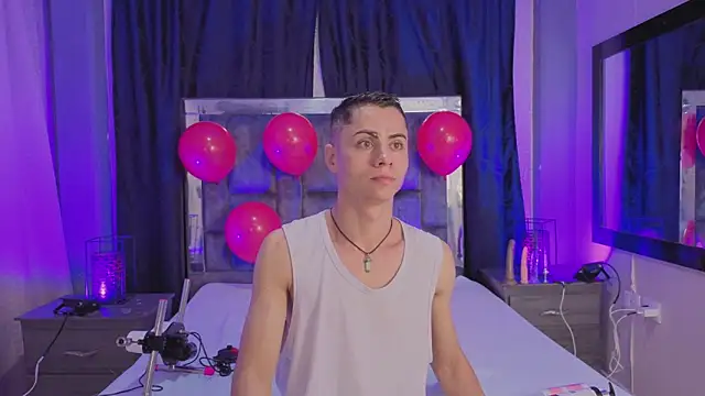 LeoMonnroe online show from 03-01-26, 05:02