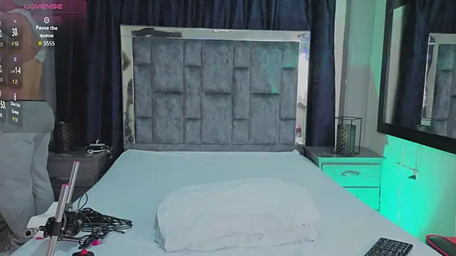 LeoMonnroe online show from 04-15-26, 07:18