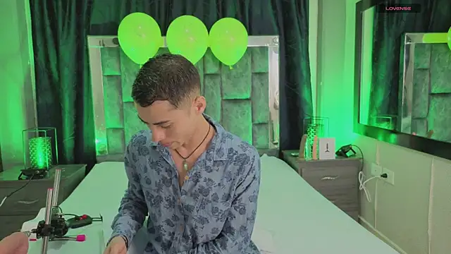 LeoMonnroe online show from 03-06-26, 07:42