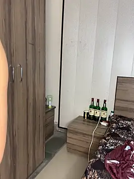 HotNeha08 online show from 04-19-26, 04:52