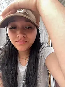 Veronica Wins  online show from 02-13-26, 07:25