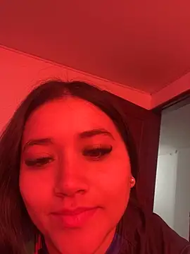 Snapshot of Veronica_Wins_ chatting on 04-03-26, 02:01 Veronica Wins online show from 04-03-26, 02:01