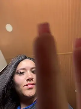 Veronica Wins  online show from 05-15-26, 01:42