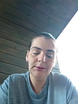 Snapshot of roksa2026 chatting on 06-27-26, 05:02 roksa2026 online show from 06-27-26, 05:02