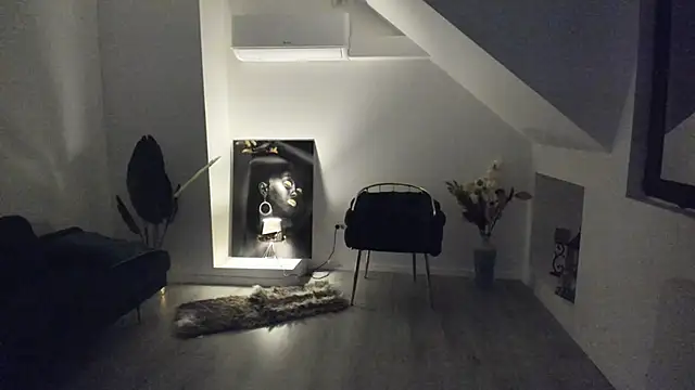 CrazyDollxx online show from 03-22-26, 06:20